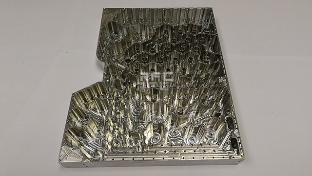 大型龍門銑加工技術突破，推動制造業邁向高質量發展